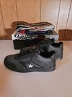 Mens Right Hand Size 12 Brunswick Pro Fury Bowling Shoes  twist Tightening   