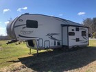 2017 Flagstaff Classic Super Lite 5th Wheel By Forest River