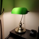 Traditional Green Banker Desk Lamp Pull Chain Switch Glass Light Satin Brass