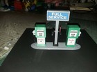 1 24  1 25 Sinclair Gas Pumps With Island Diorama  