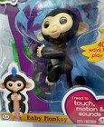 Fingerlings Finn Baby Monkey W Bonus Stand New By Wowwee
