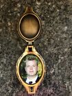 5 5 x 3 5  Porcelain Photo Picture W  Bronze Chrome Frame Cover - Headstone