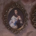  2  Vtg Oval Metal Frammed Prints Victorian Women Italy 5x4 