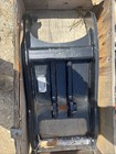 Sany Sy60  Hydraulic Thumb Mini Excavator 50 Mm Main Pin 16    Wide New