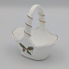 Lefton Holly Berry Christmas Basket Trinket Dish Candy Holder Gold Trim 1987