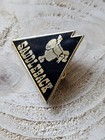 Saddleback Mountain Maine Ski Pin Usa Enamel Mtns Shape Gold Tone Black Enamel