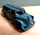 Vintage 1930 s Hubley Cast Iron Green Streamlined Bus 3 3 4 