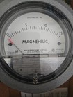 Dwyer Magnehelic Pressure Gauge 15psig Model 2215