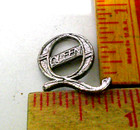 Queen Pin Vintage Collectible Old Rock Band Music Concert Memorabilia Pinback