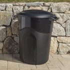 32 Gallon Heavy Duty Injection Molded Trash Can With Click Lock Lid