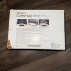 Samsung Gear Vr Powered By Oculus Sm-r323nbkvxar  Virtual Reality Headset Ob