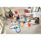 Hot Wheels Track Builder Deluxe Stunt Box  25 Parts   1 64 Car