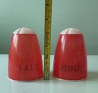 Vintage Red Plastic Salt   Pepper Shakers     Mid Century Modern 4 5   