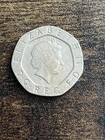 2001 Great Britain Uk United Kingdom Elizabeth Ii 20 Pence Actual Coin Tb5639 