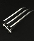 Hugh Jackman Signed Plastic Wolverine Claws W coa