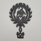 Vintage Griswold Cast Iron Trivet  1905 Eagle Heart Wreath 8 5  Rustic Americana