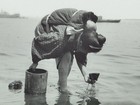 Glass Dry Plate Negative 1890s Asian Woman With Child Collecting Food 3 1 2 X 4