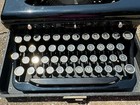 Vintage Royal Typewriter Portable W  Case Pre-1950s Size Case 13 x 12  6  14 6lb