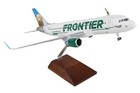 Skymarks Skr8319 Frontier Airlines Airbus A320-200 Desk  1 100 Model Airplane