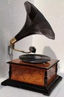Vintage Gramophone  Fully Functional Working Phonograph  Win-up Record Player