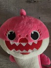 Wowwee Pinkfong Pink Momma Shark Sings  baby Shark  Plush 11  Soft Lights G65
