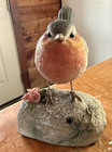 Realistic Motion Sensor Singing European Robin Resin W batteries