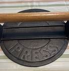 Cast Iron Bacon Press Grill Press 8 75    Round With Wood Handle 3 5lbs
