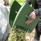 Handheld Gardening Rake For Yard Debris Cleanup Indoor   Outdoor Use