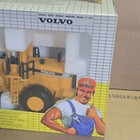 Joal 197 Volvo  L-330c Wheel Loader  1 50 Scale N i b 