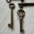 Vintage Lot Of 5 Brass Keys Skeleton Cabinet Door Lock Oval Bow Nice Patina