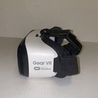 Samsung Gear Vr Sm-r322 Headset   Controller Powered By Oculus
