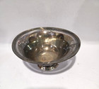 Vtg Meriden S p  Co  Silver Plated Pedestal Dish Pierced Edge Footed Bowl 670