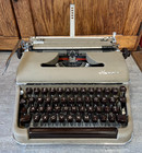 Vintage 1957 Olympia Deluxe Sm3 Manual Typewriter   Case Germany  needs Repair