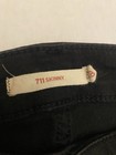 Levi s 711 Women s Mid-rise Skinny Jeans  Size 28 - Soft Black