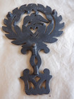 Vintage Cast Iron Eagle And Heart Trivet 8 5     5 5  Marked Jzh 1949 Style  266