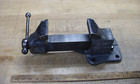 Vntg Reed Mfg  Co  103r Bench Vise 22lb  10oz 3  Jaws 4  Capacity 12  Long xlint