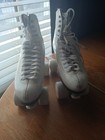 Snyder s Super Deluxe Skates Size 7 Women s
