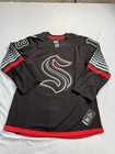 Nwt Fanatics Premium Seattle Krakens  13 Tanev Alternate Men   s Size 46 Jersey 