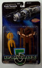 1x  Rj0236  Autographed  Babylon 5  Ambassador Kosh Naranek  Wb Toy  20032  1997
