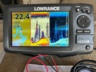 Lowrance Hook 7 Fishfinder chartplotter With Cover