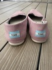 Toms Earthwise Women s Pink Canvas Slip-on Flats Closed Toe Casual Us 8