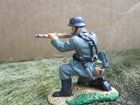 Cont   Collectables - World War Ii German Heer Soldier Kneeling Firing K98