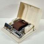 Vintage Ever Ready Streamline Razor Shaving Set Art Deco Period Bakelite Case
