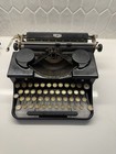 Royal Jr  Portable Manual Typewriter Antique vintage  read Description 