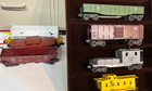 Lot Of 9  O Gauge Lionel Model Trains Box Cars  Ore Hopper On Px