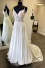 Beach Wedding Dress Chiffon Backless Spaghetti Straps Lace Applique Bridal Gowns