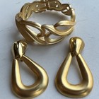 Vintage Matte Gold Clamper Bracelet   Dangle Drop Huge Clip On Earrings Set