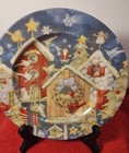 Christmas Plates  Set Of 5  Debi  Hron 2006  Holiday Home  Good Condition  Used