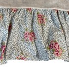 Vintage Cannon Pink Flowers Roses Blue Ribbons Twin Bed Skirt Cottage Core Usa
