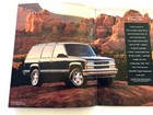 1996 Chevrolet Chevy Tahoe 26-page Original Car Sales Brochure Catalog